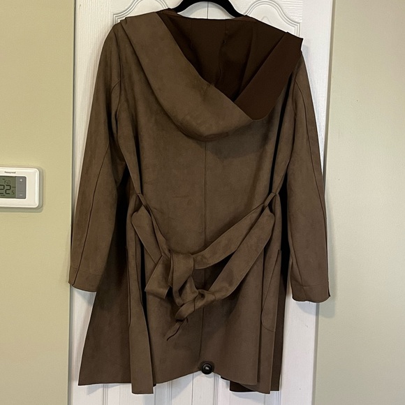 Zara L Wrap Coat - Picture 3 of 8